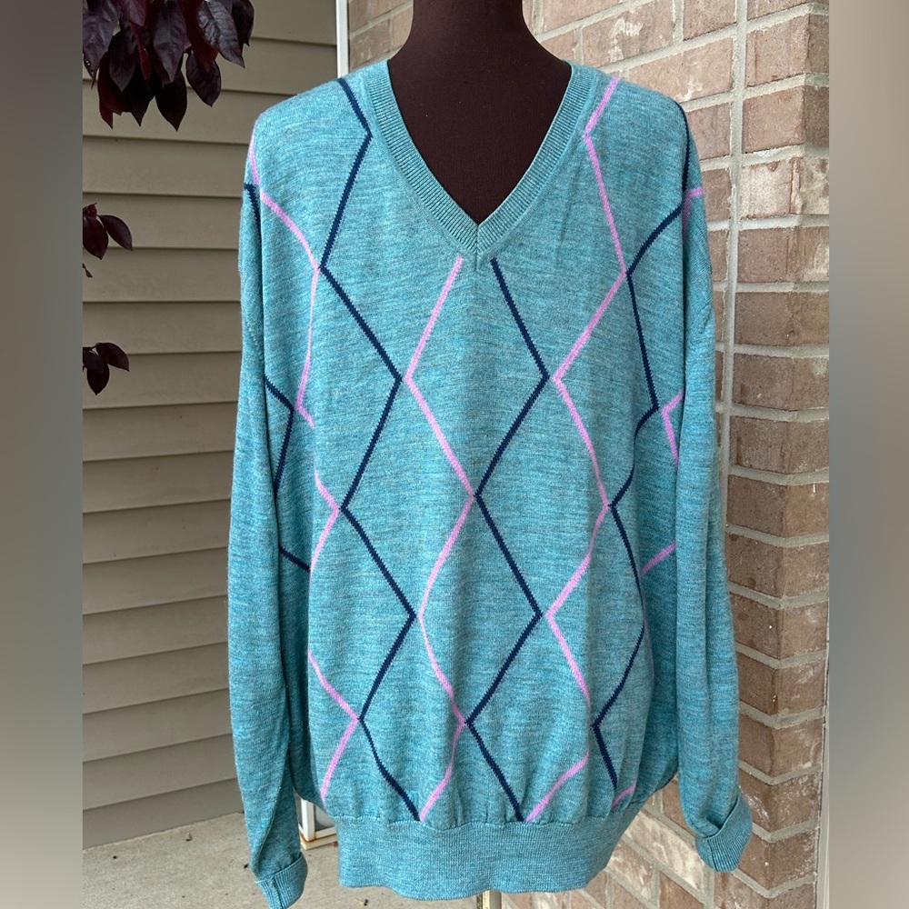BEN HOGAN sXL 💯merino wool v-neck sweater-looks new!